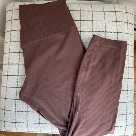 Lululemon align Ribbed Legging - Picture 2 of 4